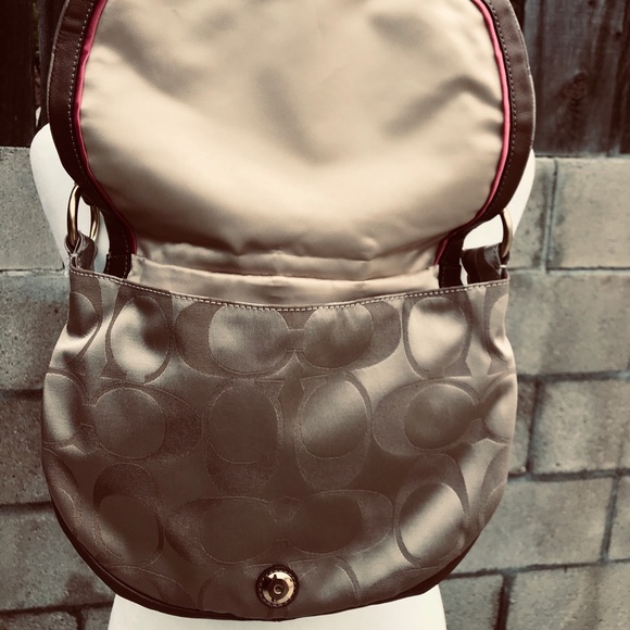 Authentic Coach shoulder bag - Picture 8 of 8